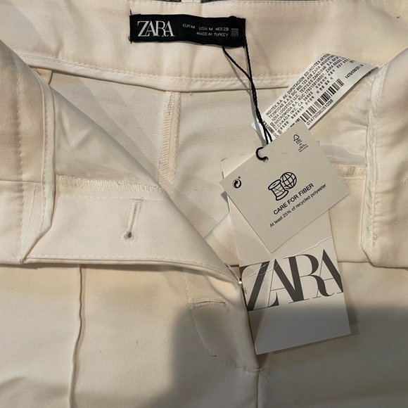 Zara high waist gold button shorts - Picture 3 of 4